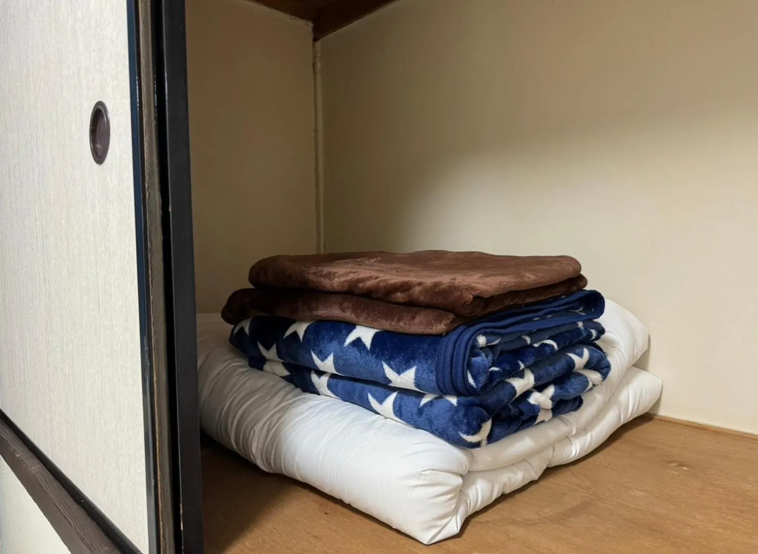 A&C House 新大阪2 Apartment